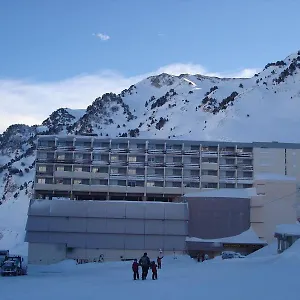 studio-la-mongie-au-pied-des-pistes-parking-couvert.midi-pyreneeshotels.com/